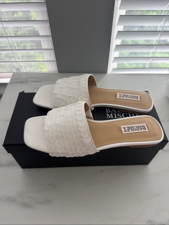 Badgley Mischka Shoes - Badgley Mischka Wini White Sequin Sandals Size 7